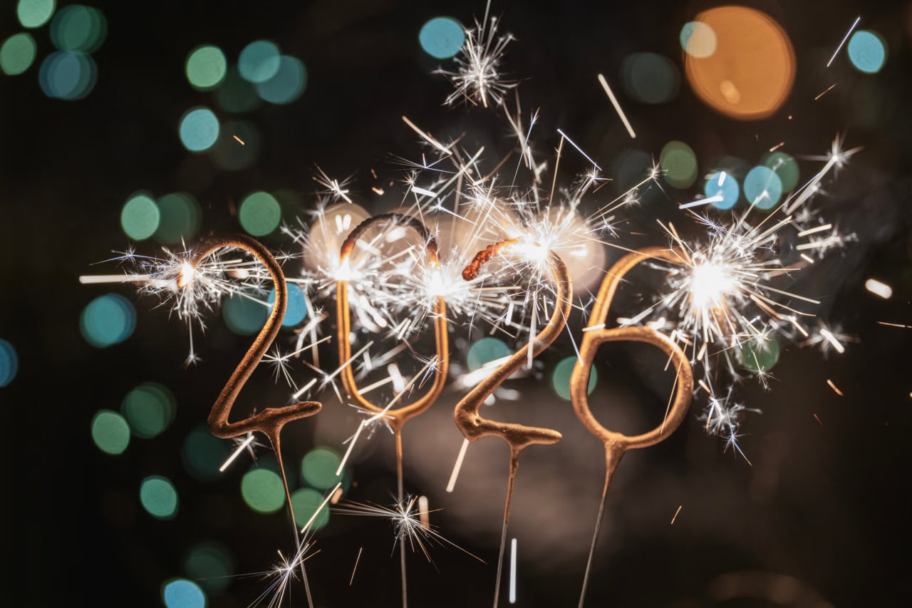 Người 40 tuổi v&agrave;o năm 2026 sẽ nhận được một khoản tiền lớn nếu thuộc cung ho&agrave;ng đạo n&agrave;y- Ảnh 2.