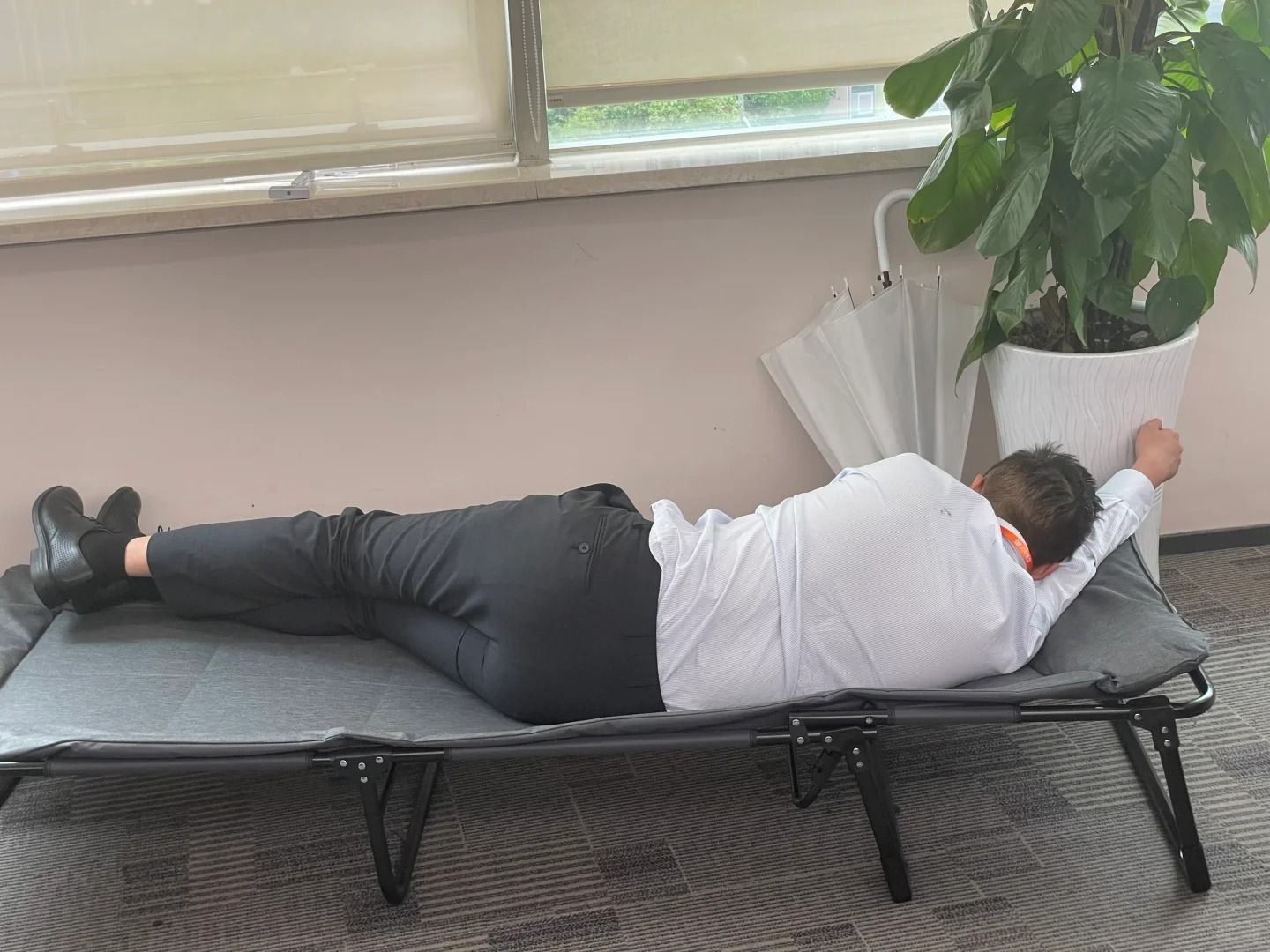 L&agrave;m ng&acirc;n h&agrave;ng Big4, thưởng Tết 250 triệu l&agrave; cảm gi&aacute;c như n&agrave;o? Cảnh tượng l&uacute;c 23h tại văn ph&ograve;ng khiến bạn tỉnh ngộ- Ảnh 4.