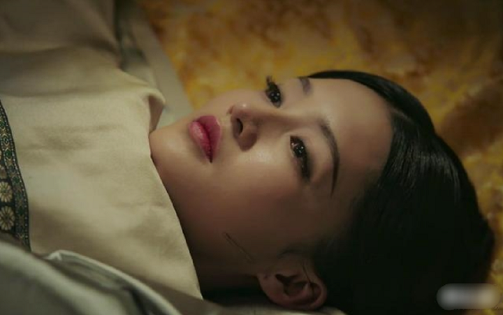 Ch&ecirc;nh lệch về chế độ lương v&agrave; thị tẩm giữa ho&agrave;ng hậu, phi tần nh&agrave; Thanh- Ảnh 3.