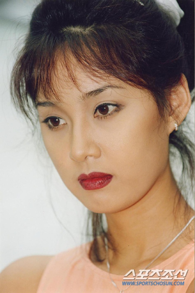 10 năm sống trong tủi nhục của Hoa hậu bị h&atilde;m hại bằng clip n&oacute;ng, chồng đại gia 