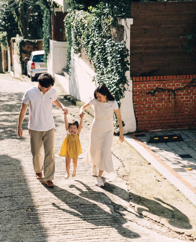 Giữa l&uacute;c b&atilde;o gi&aacute;, học 7 th&oacute;i quen tằn tiện của c&aacute;c mẹ c&aacute;c chị thập ni&ecirc;n 60: Vừa dư dả tiền bạc, vừa thấy đời an y&ecirc;n lạ thường- Ảnh 2.