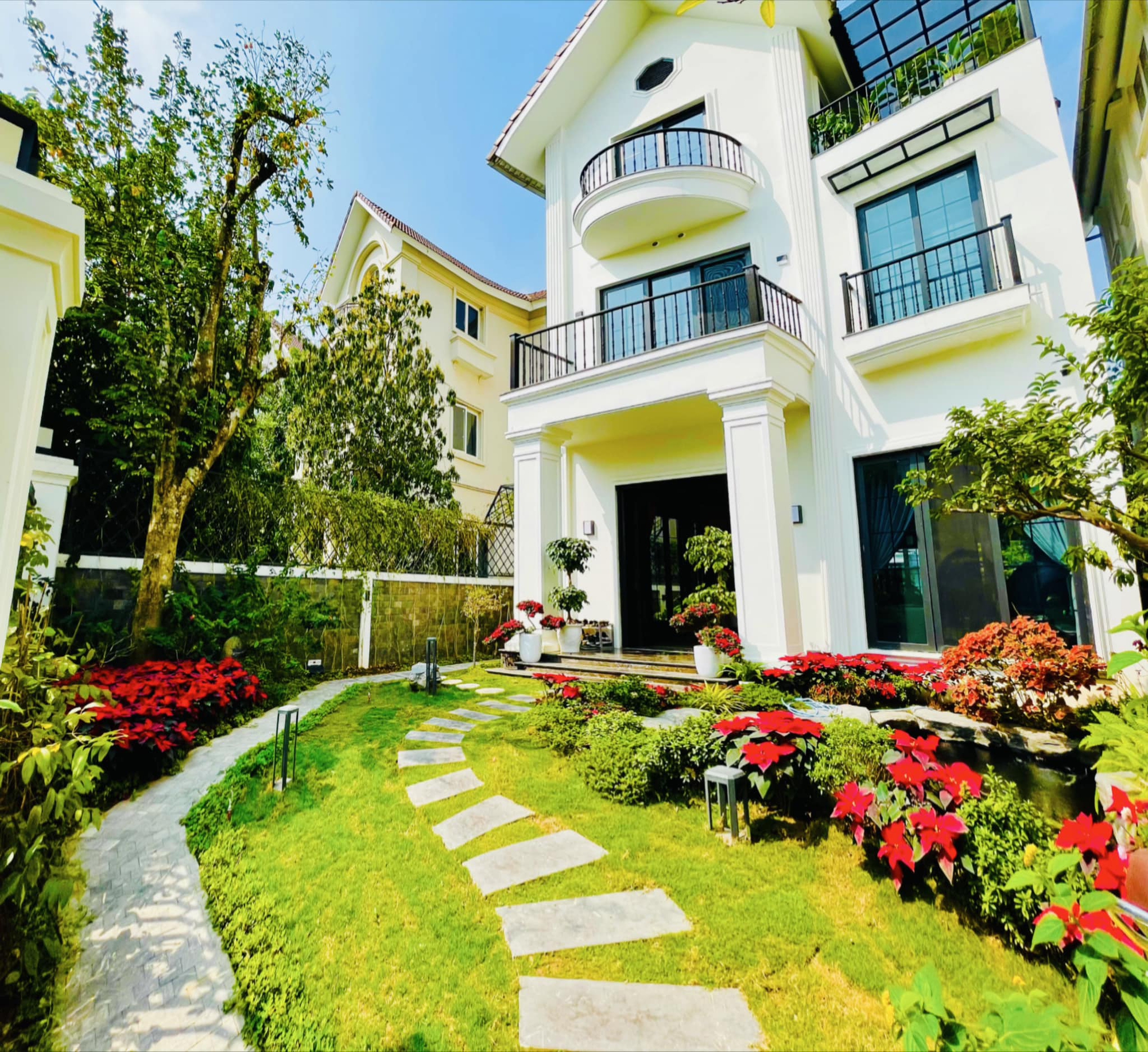 Nhan sắc b&agrave; chủ chuỗi si&ecirc;u thị l&agrave; "mỹ nh&acirc;n phim giờ v&agrave;ng VTV", sống trong biệt thự 60 tỷ ở H&agrave; Nội- Ảnh 9.