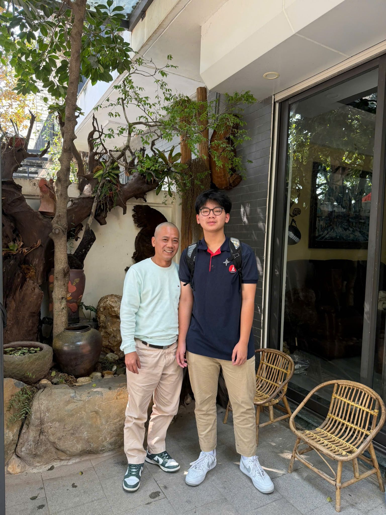 Nam nghệ sĩ cưới ch&acirc;n d&agrave;i k&eacute;m 9 tuổi từng thi Hoa hậu, sở hữu nh&agrave; sang 4 tầng ở H&agrave; Nội- Ảnh 5.