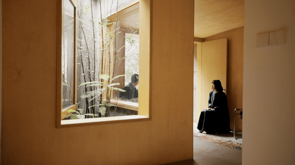 Căn hộ 46m&sup2; của đ&ocirc;i vợ chồng mới cưới trong nh&agrave; tập thể cũ g&acirc;y sốt: V&igrave; sao người trẻ đang &ldquo;quay xe&rdquo; về nh&agrave; cũ trung t&acirc;m - nhỏ nhưng đ&aacute;ng tiền hơn?- Ảnh 21.