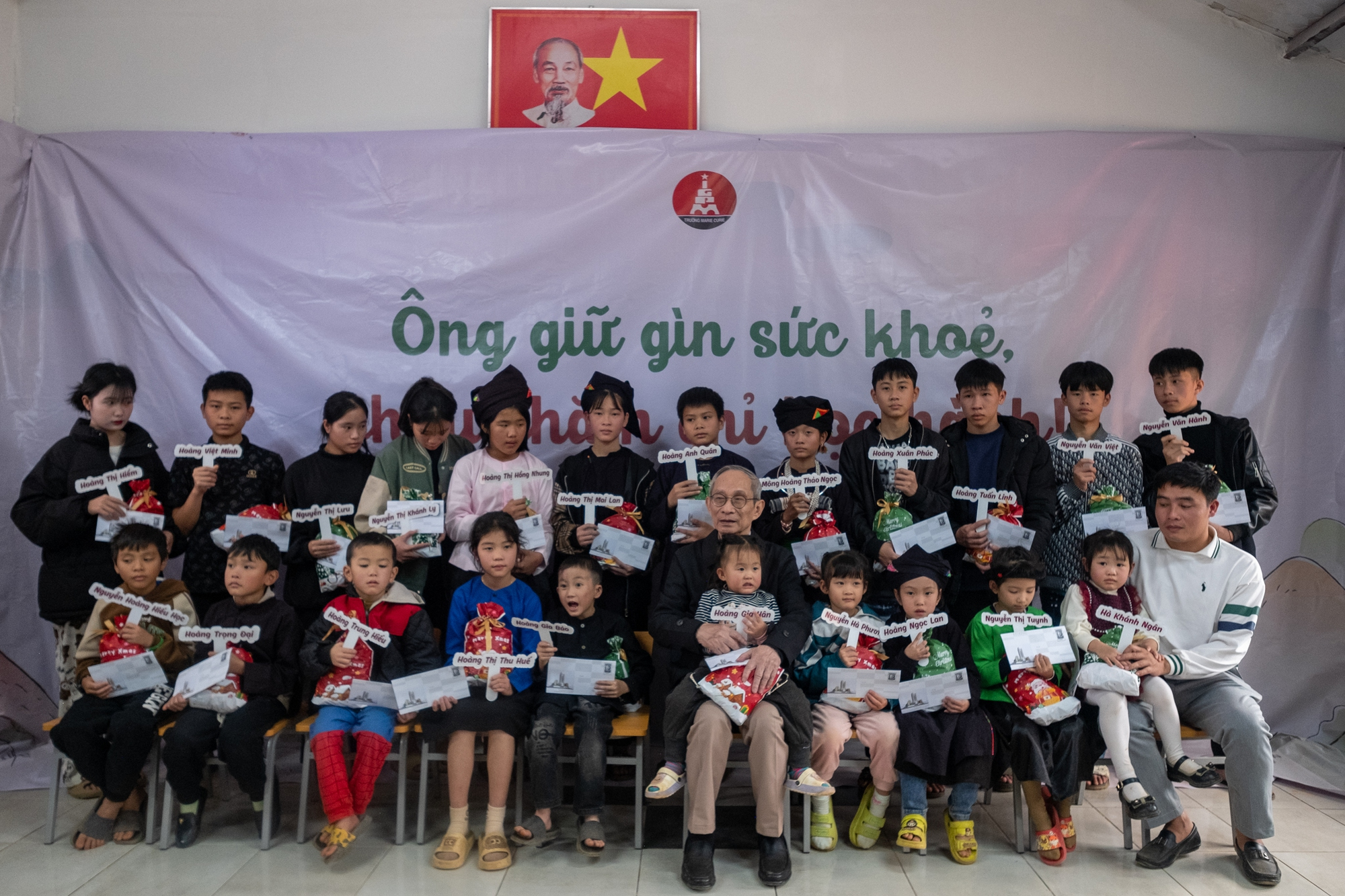 1 năm sau "lời hẹn ước" đặc biệt giữa nh&agrave; gi&aacute;o đầu ti&ecirc;n đạt 1 triệu vote tại WeChoice Awards v&agrave; 22 đứa trẻ L&agrave;ng Nủ- Ảnh 5.