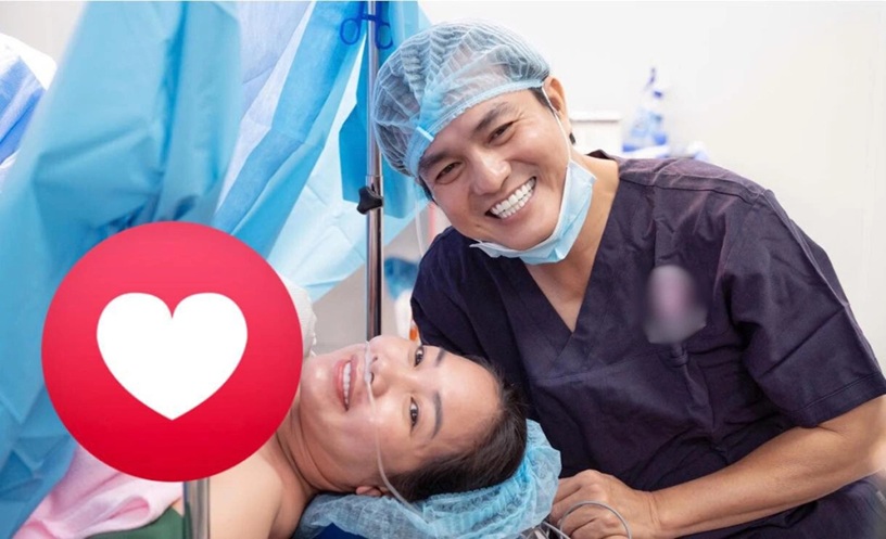 Nam diễn vi&ecirc;n vừa l&ecirc;n chức bố ở tuổi 51: T&igrave;nh duy&ecirc;n lận đận, 2 lần cưới hụt, Việt Hương từng y&ecirc;u thầm- Ảnh 1.