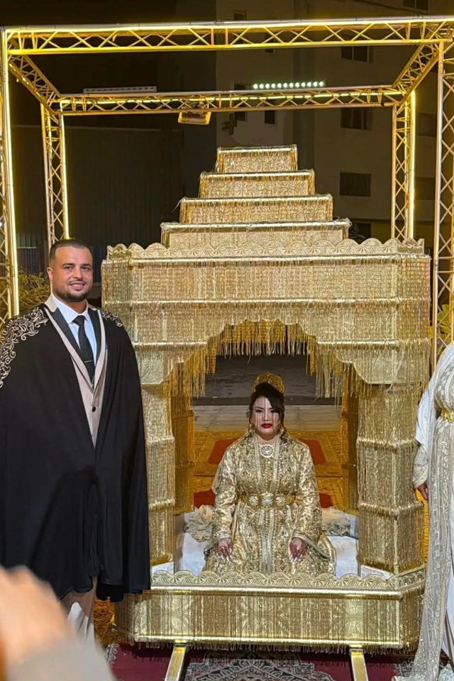 C&ocirc; d&acirc;u Việt h&uacute;t 6 triệu lượt xem trong đ&aacute;m cưới Ho&agrave;ng gia phi&ecirc;n bản đời thực: D&aacute;t v&agrave;ng đ&uacute;ng nghĩa đen!- Ảnh 3.