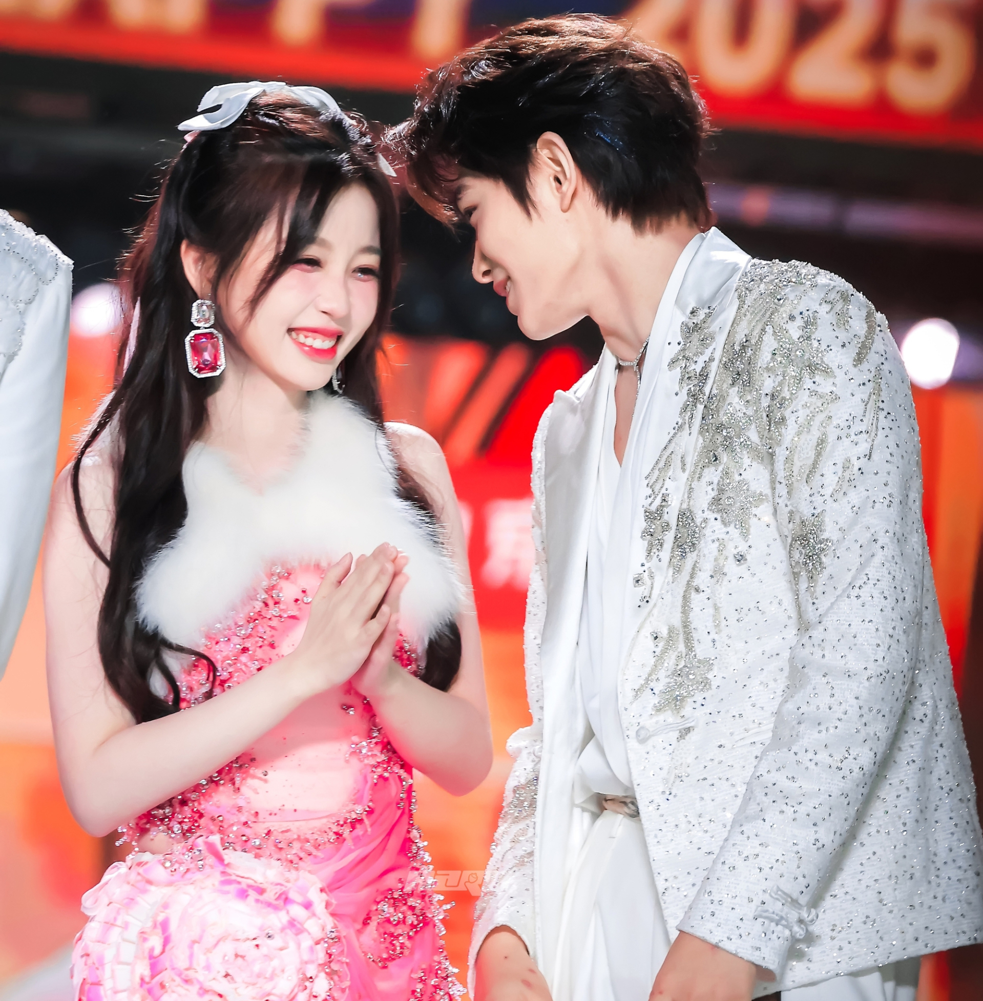 Sự hết thời của mỹ nh&acirc;n bị gh&eacute;t nhất 2025: Đ&agrave;i trung ương ngầm ph&aacute;t t&iacute;n hiệu cấm s&oacute;ng, cả loạt show cuối năm ng&oacute; lơ- Ảnh 7.