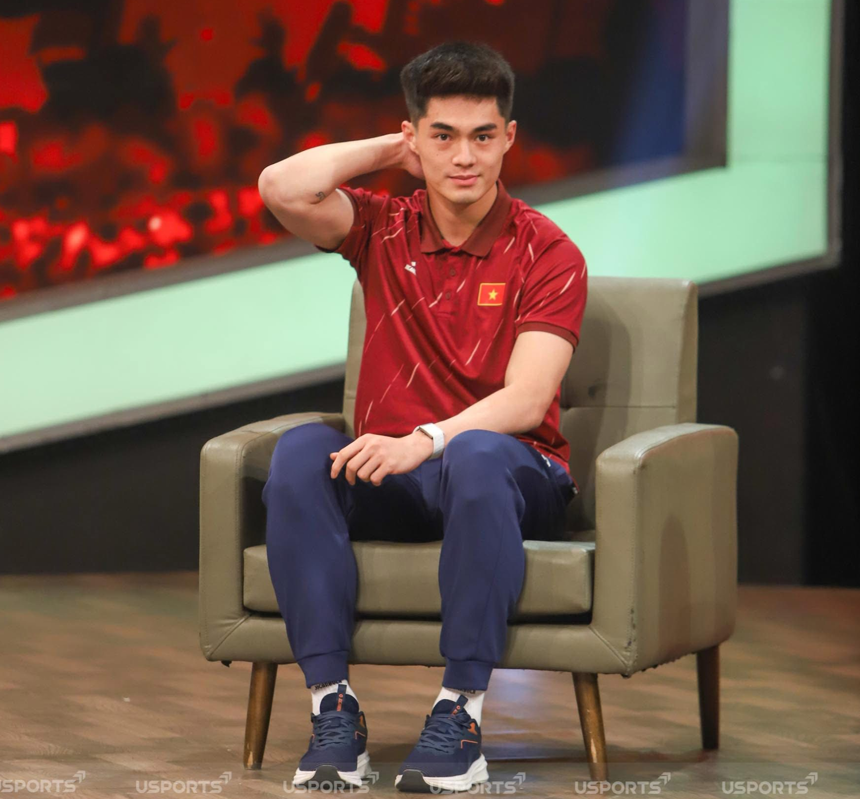 Thủ m&ocirc;n hotboy U23 Việt Nam Trần Trung Ki&ecirc;n được gợi &yacute; đi thi Nam vương, l&uacute;c đau đớn visual vẫn điển trai tuyệt đối!- Ảnh 4.