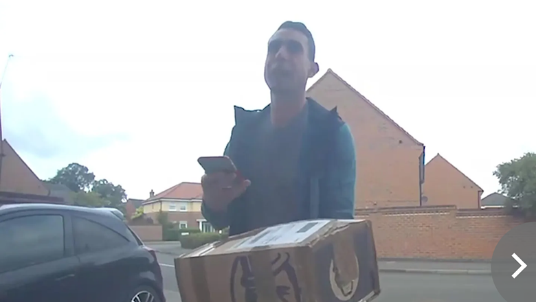 Trọng t&agrave;i nổi tiếng phải hầu to&agrave; v&igrave; quay video nhạy cảm của thiếu ni&ecirc;n 15 tuổi, từng bị đuổi việc khi x&uacute;c phạm Liverpool- Ảnh 4.