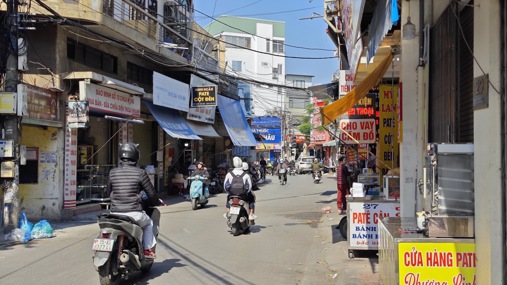 Về Hải Ph&ograve;ng gặp người b&aacute;n pate truyền thống, lượng kh&aacute;ch giảm 60%: &ldquo;Ch&uacute;ng t&ocirc;i kh&ocirc;ng c&oacute; quan hệ g&igrave; với pate Cột Đ&egrave;n kia&rdquo;- Ảnh 2.