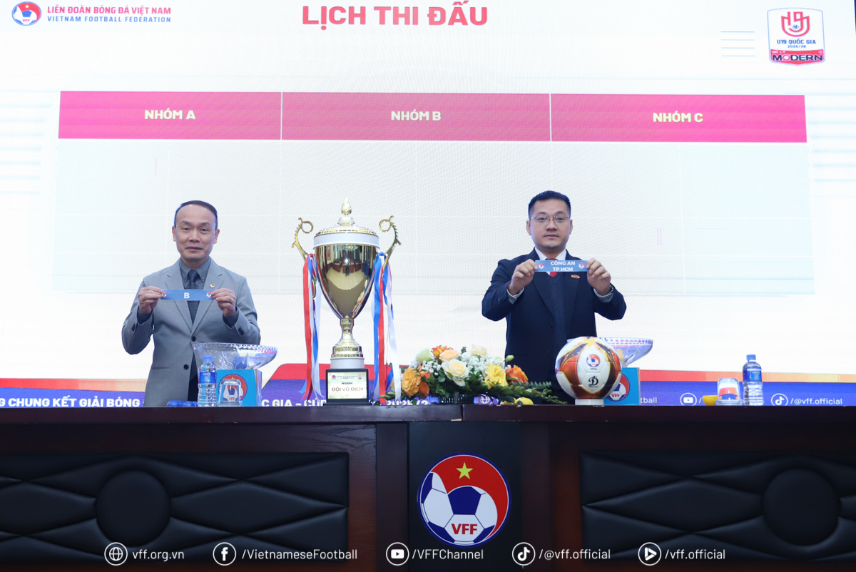 12 đội b&oacute;ng tranh t&agrave;i tại VCK giải b&oacute;ng đ&aacute; V&ocirc; địch U19 quốc gia 2025/2026- Ảnh 2.