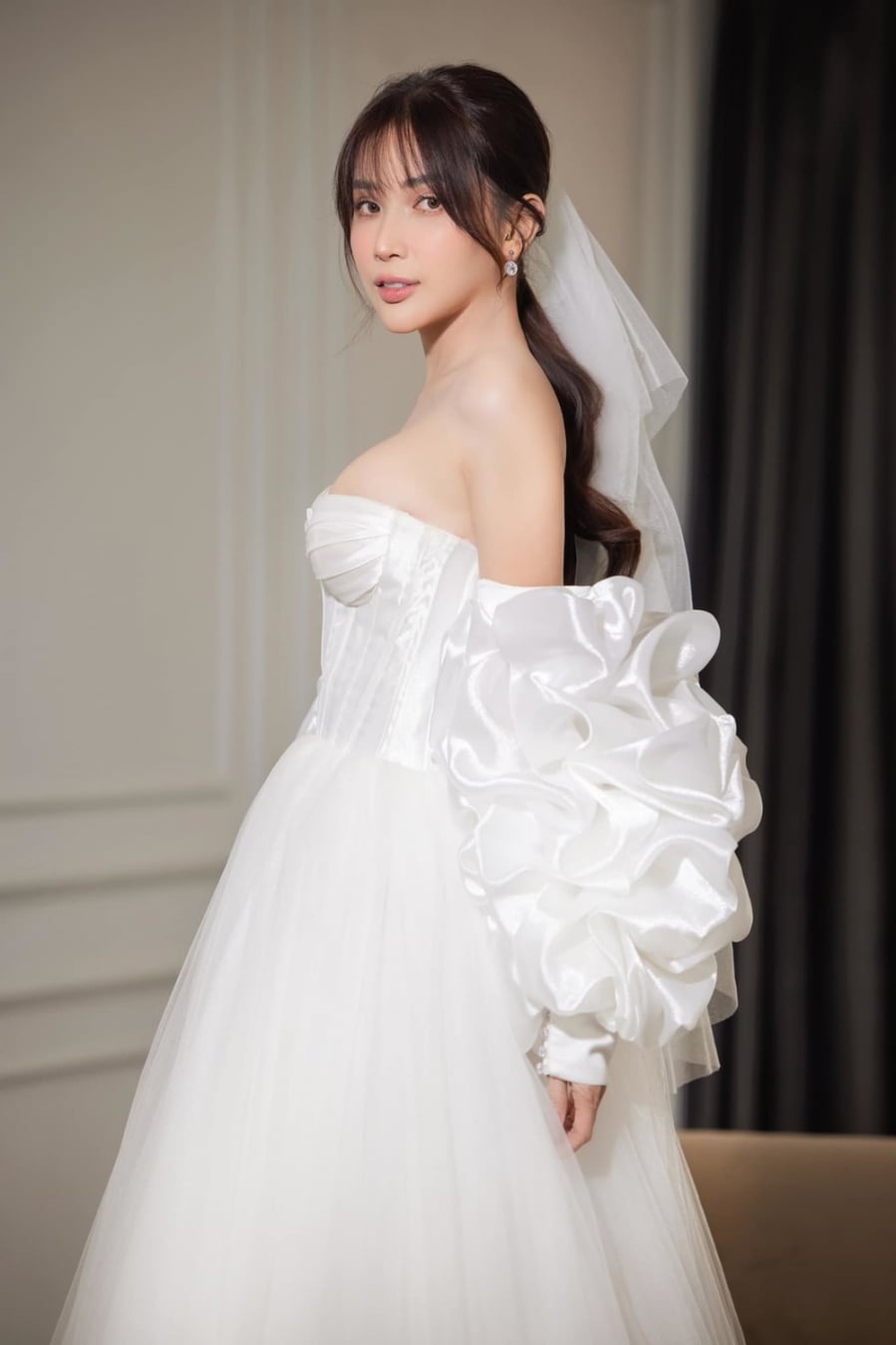 Tiến Luật hớ miệng lộ th&ocirc;ng tin đ&aacute;m cưới Khả Như- Ảnh 3.