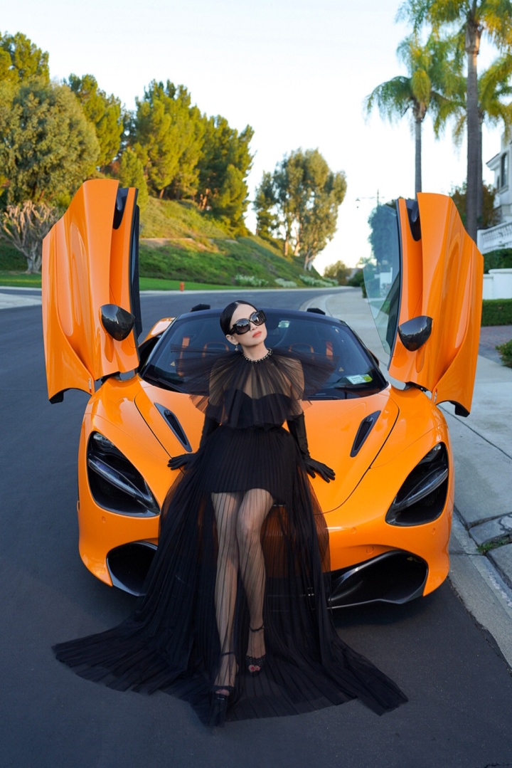 Điều &iacute;t biết về em g&aacute;i ca sĩ gi&agrave;u nhất Việt Nam: Đi l&agrave;m phục vụ ở Mỹ, 3 năm kh&ocirc;ng d&aacute;m b&aacute;o người nh&agrave;- Ảnh 4.