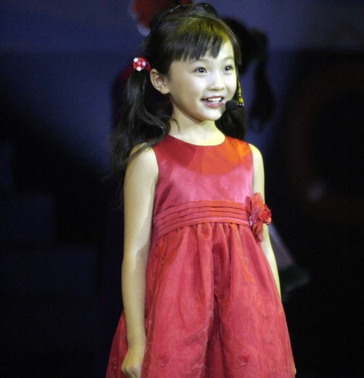 Sao nh&iacute; nhận chỉ tr&iacute;ch v&igrave; vụ h&aacute;t nh&eacute;p chấn động tại Olympic Bắc Kinh giờ ra sao?- Ảnh 1.