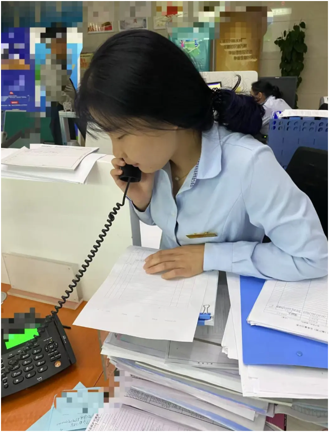 L&agrave;m ng&acirc;n h&agrave;ng Big4, thưởng Tết 250 triệu l&agrave; cảm gi&aacute;c như n&agrave;o? Cảnh tượng l&uacute;c 23h tại văn ph&ograve;ng khiến bạn tỉnh ngộ- Ảnh 2.