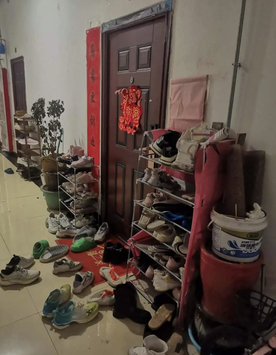 4 thứ ki&ecirc;ng kỵ, người gi&agrave;u tr&aacute;nh đặt trước cửa nh&agrave;- Ảnh 1.