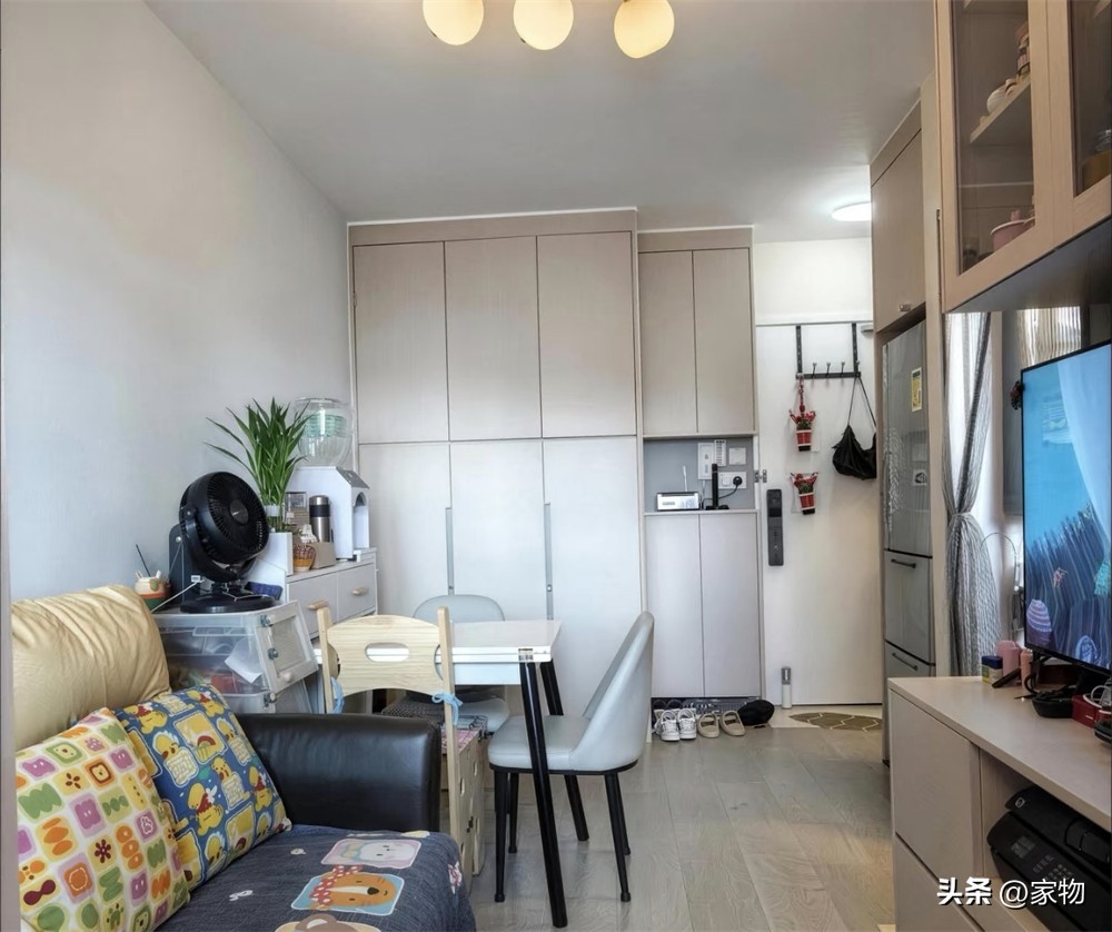 Cặp vợ chồng mới cưới mua căn hộ 26m&sup2;: Biến ban c&ocirc;ng th&agrave;nh ph&ograve;ng trẻ em, nh&agrave; nhỏ nhưng đủ chỗ cho gia đ&igrave;nh 3 người- Ảnh 4.