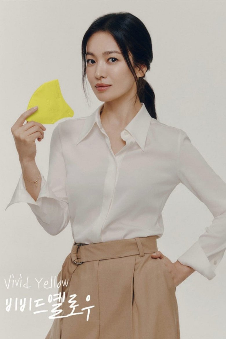 Vì sao Song Hye Kyo mặc áo sơ mi đẹp đến vậy? - Ảnh 4.