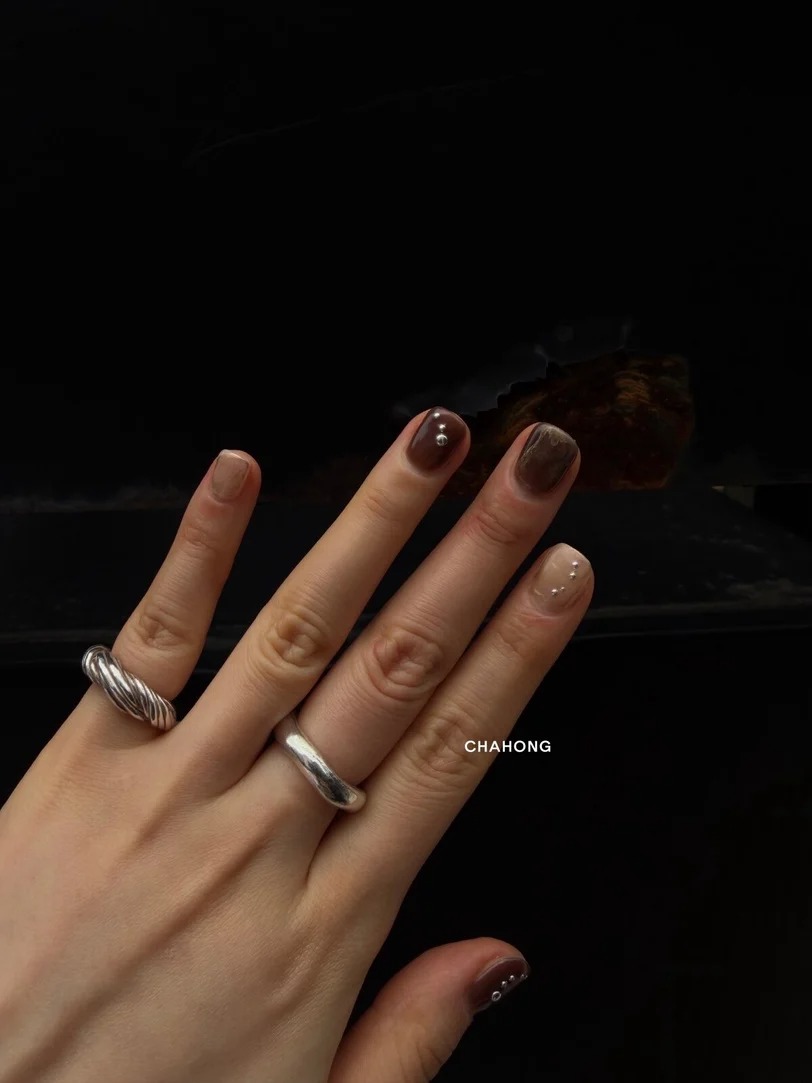 Móng gel trong kiểu Hàn: Xu hướng nail thu đông 2026 đẹp lâu, không sợ lộ móng mọc- Ảnh 7.