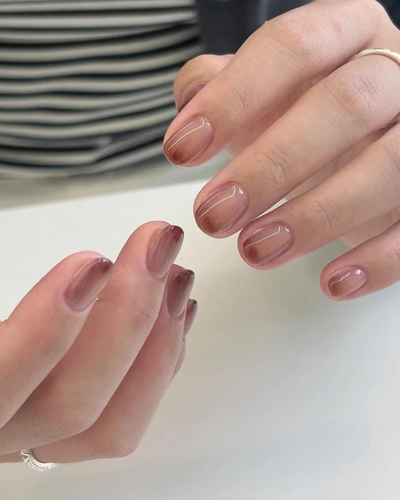 Móng gel trong kiểu Hàn: Xu hướng nail thu đông 2026 đẹp lâu, không sợ lộ móng mọc- Ảnh 13.