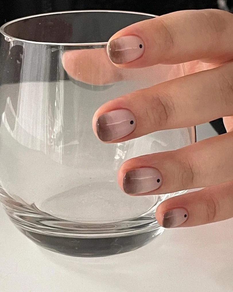 Móng gel trong kiểu Hàn: Xu hướng nail thu đông 2026 đẹp lâu, không sợ lộ móng mọc- Ảnh 14.