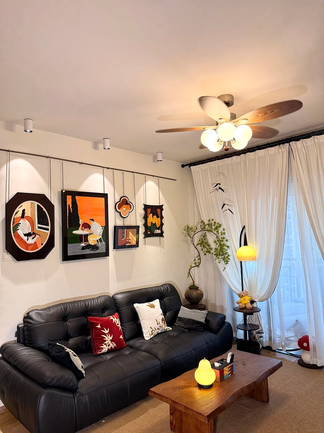 Qua thời &ldquo;đi ở thu&ecirc; c&oacute; g&igrave; d&ugrave;ng nấy&rdquo;, hội ở thu&ecirc; d&agrave;i hạn chi 30 - 70 triệu mua sofa, đ&egrave;n ch&ugrave;m: Ai n&oacute;i ph&iacute; tiền l&agrave; chưa thử!- Ảnh 12.