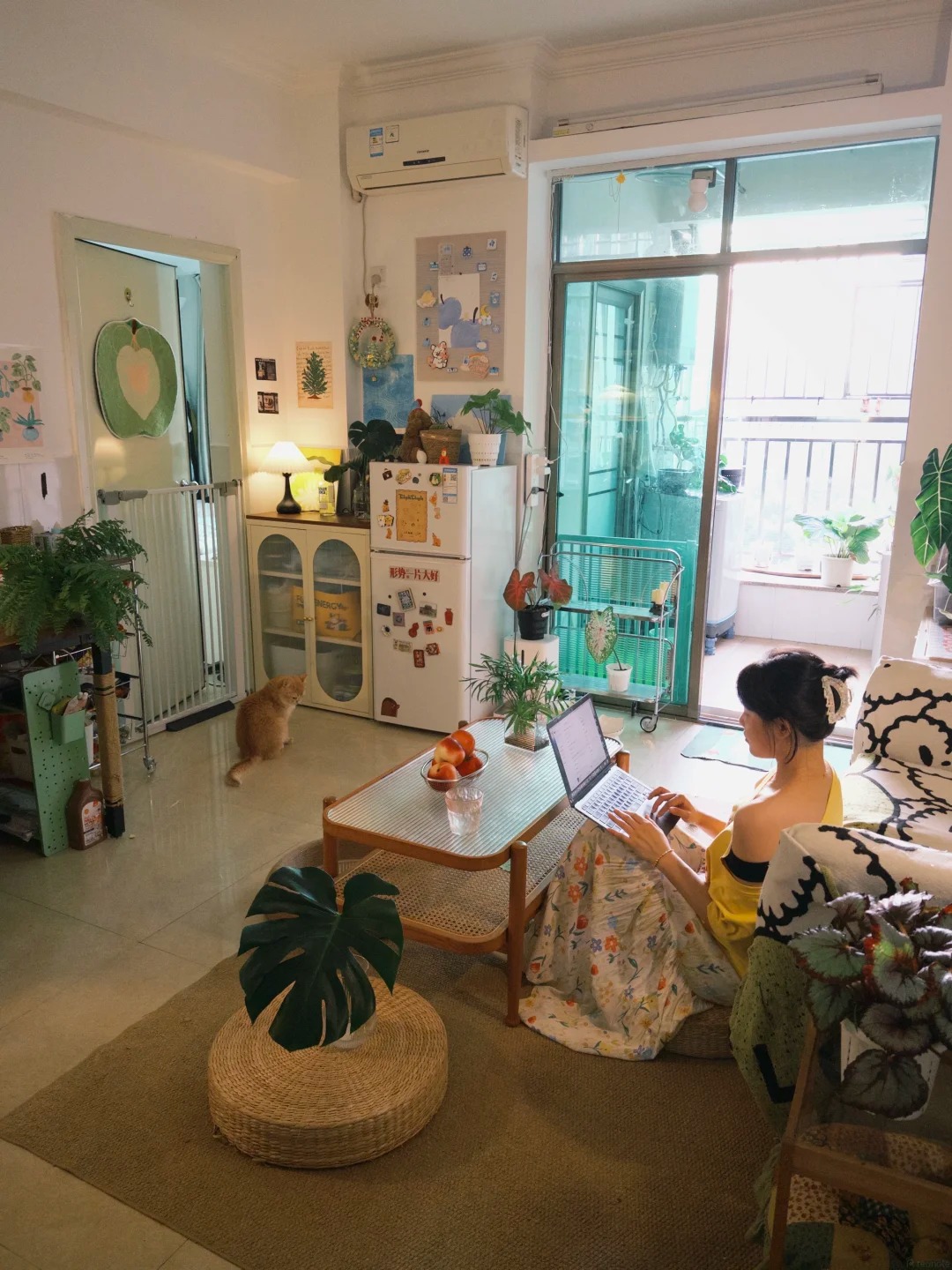 Qua thời &ldquo;đi ở thu&ecirc; c&oacute; g&igrave; d&ugrave;ng nấy&rdquo;, hội ở thu&ecirc; d&agrave;i hạn chi 30 - 70 triệu mua sofa, đ&egrave;n ch&ugrave;m: Ai n&oacute;i ph&iacute; tiền l&agrave; chưa thử!- Ảnh 13.