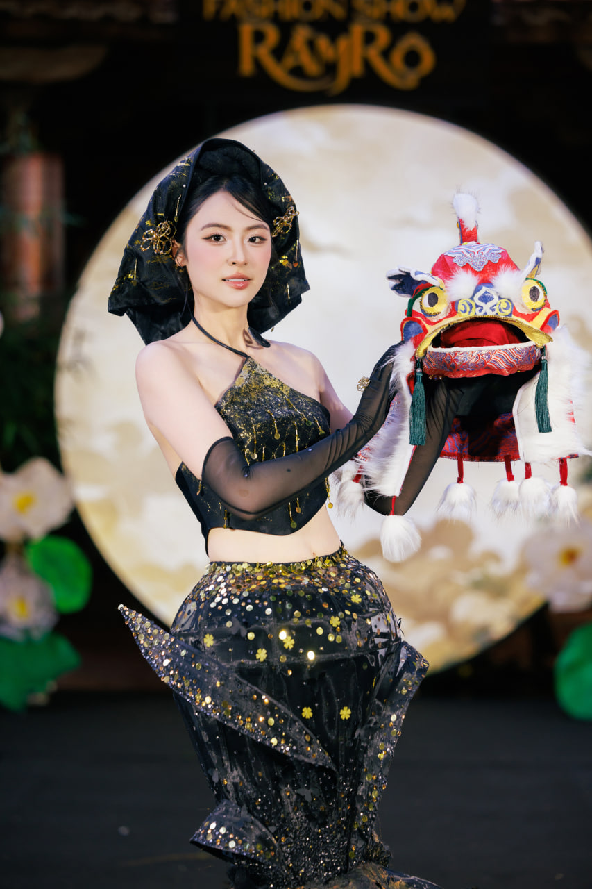 Fashion Show &ldquo;Rằm Rộ&rdquo;: Khi Sắc M&agrave;u Trung Thu Việt Bước L&ecirc;n S&agrave;n Diễn- Ảnh 6.