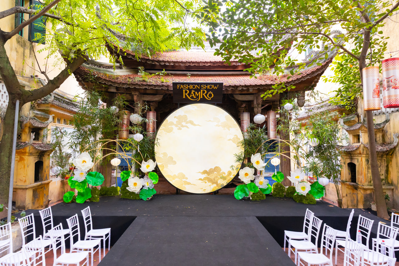 Fashion Show &ldquo;Rằm Rộ&rdquo;: Khi Sắc M&agrave;u Trung Thu Việt Bước L&ecirc;n S&agrave;n Diễn- Ảnh 1.