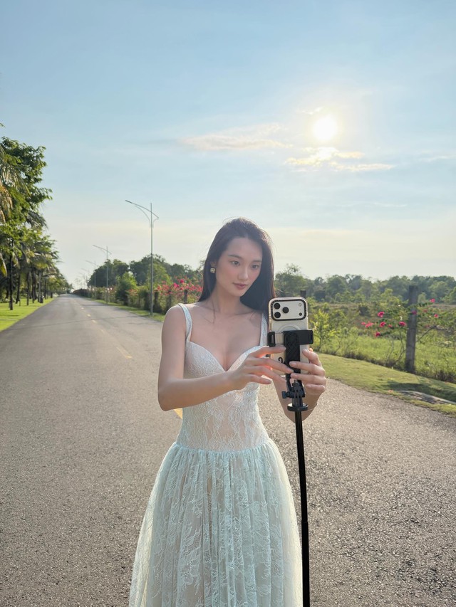 Đối thủ của Kỳ Duy&ecirc;n đi thi Hoa hậu, được v&iacute; với bạn g&aacute;i Tỉnh B&aacute;ch Nhi&ecirc;n- Ảnh 10.