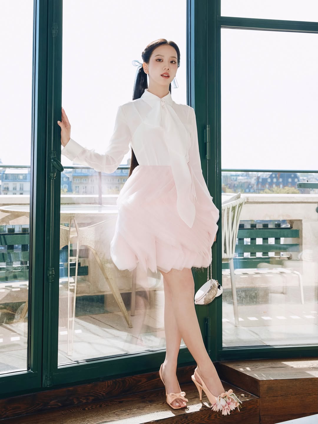 L&yacute; do khiến Jisoo (BLACKPINK) bật kh&oacute;c đẫm lệ ở Paris Fashion Week- Ảnh 7.