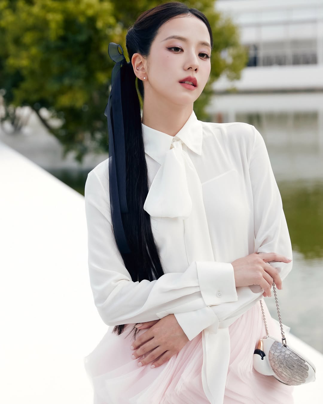 L&yacute; do khiến Jisoo (BLACKPINK) bật kh&oacute;c đẫm lệ ở Paris Fashion Week- Ảnh 3.