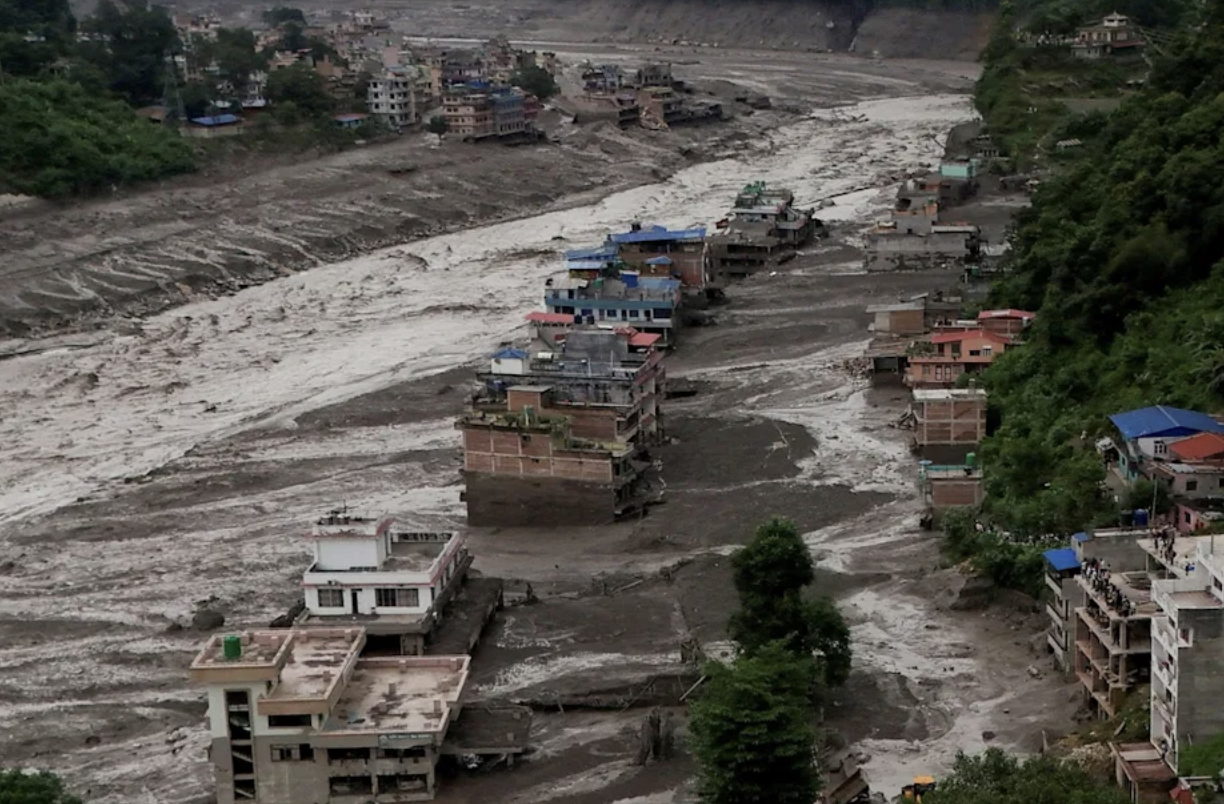 Nepal dừng t&igrave;m kiếm sau thảm họa lũ lụt, 5.285 người vẫn mất t&iacute;ch- Ảnh 2.