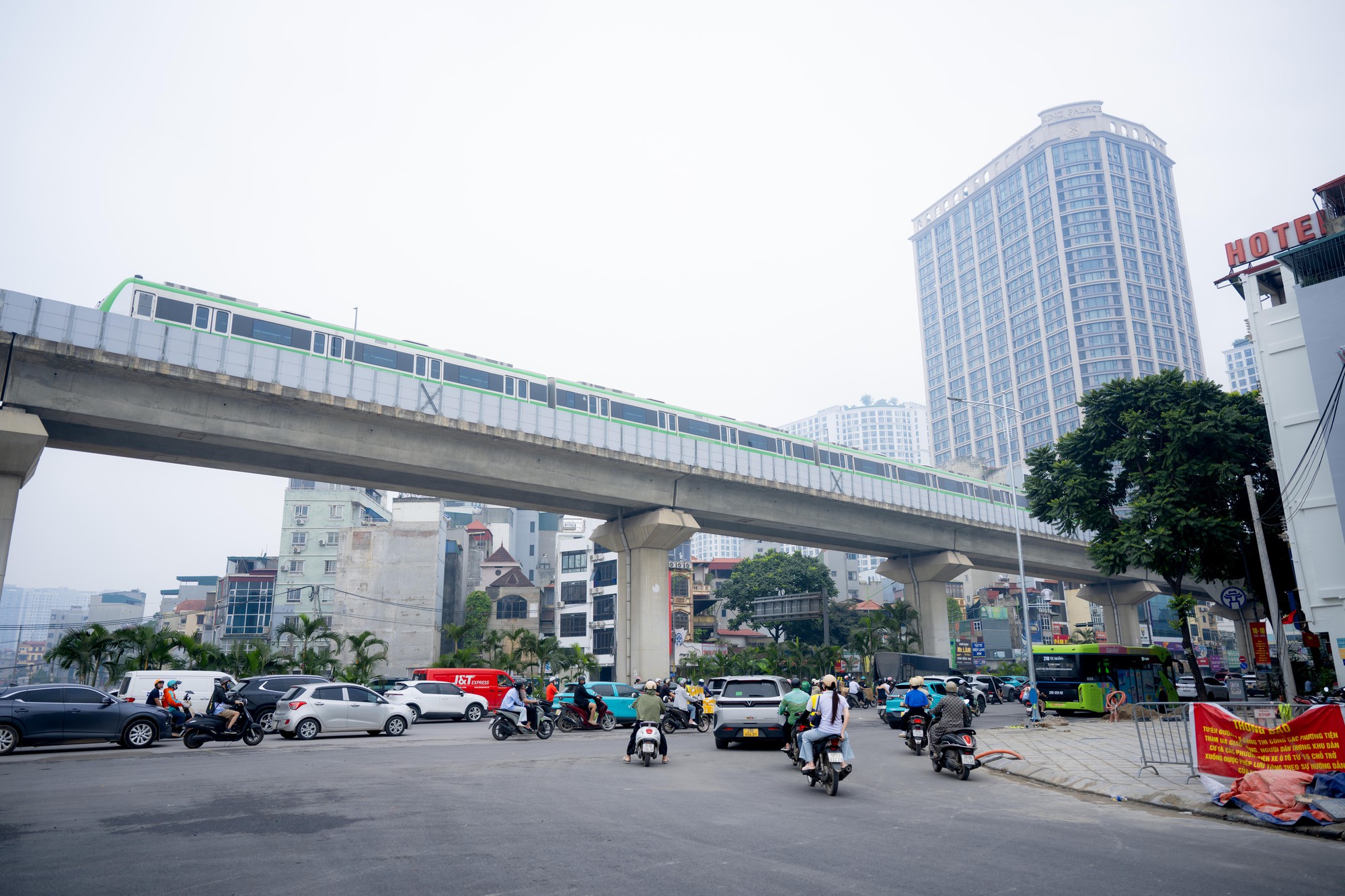 To&agrave;n cảnh 20km đường V&agrave;nh đai 2,5 H&agrave; Nội sau th&ocirc;ng xe kỹ thuật: Hiện đại, khang trang, kh&aacute;c hẳn trước đ&acirc;y- Ảnh 10.