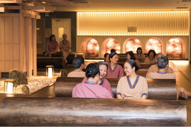 Dấu ấn ngày 10/10: Cư dân Phương Đông Asahi bồi hồi ngày trở lại miền ký ức Thăng Long - Ảnh 5.