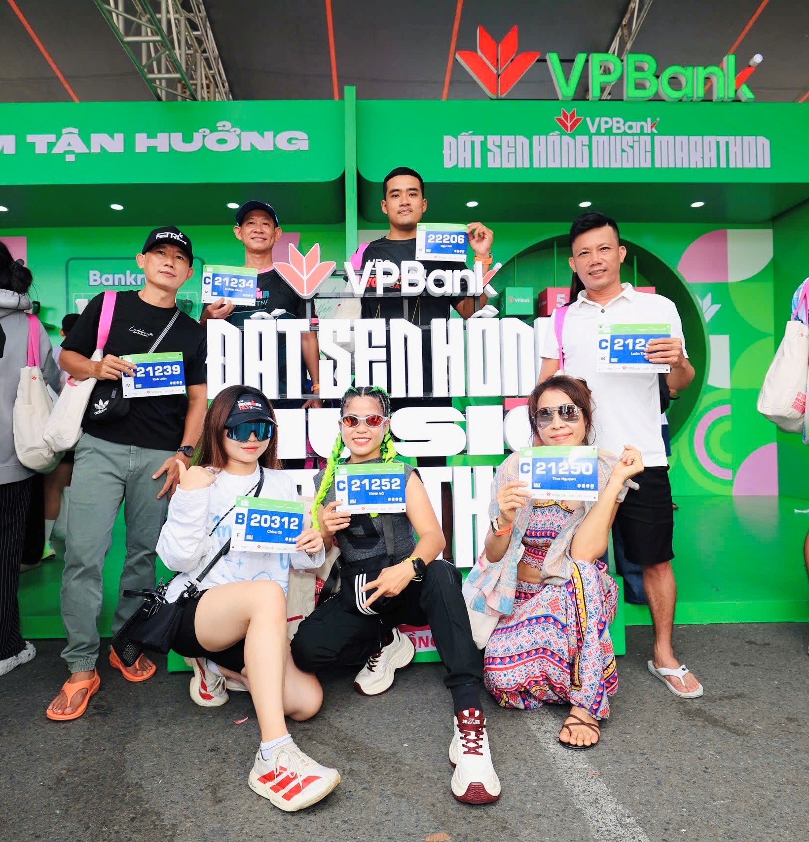 Đồng Th&aacute;p bước v&agrave;o m&ugrave;a hội, hơn 15.500 runner đổ về check- in VPBank Đất Sen Hồng Music Marathon 2026 - Ảnh 8.