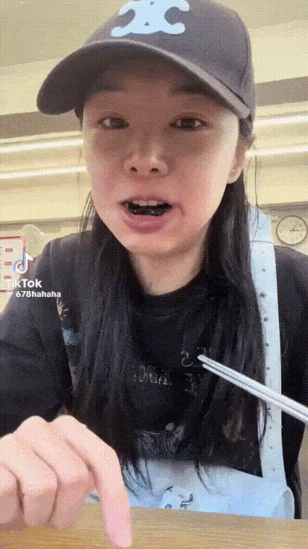 Kh&ocirc;ng thể nhận ra "nữ thần thanh xu&acirc;n" - Ảnh 1.