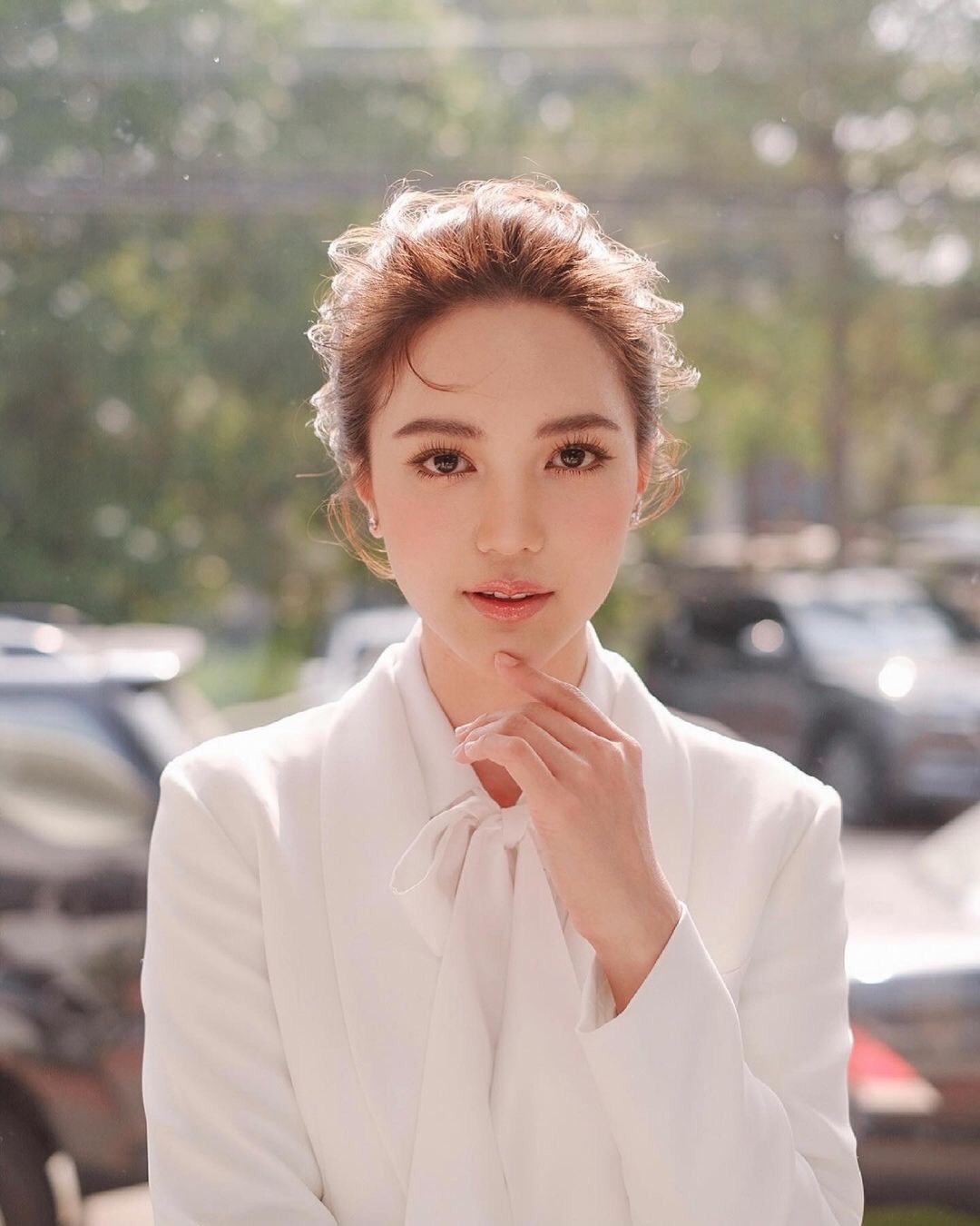 Ngọc nữ showbiz N. cưới thiếu gia ngh&igrave;n tỷ ng&agrave;nh ng&acirc;n h&agrave;ng trong th&aacute;ng 12, lộ hẳn clip c&ugrave;ng đ&agrave;ng trai đi ph&aacute;t thiệp mời- Ảnh 6.