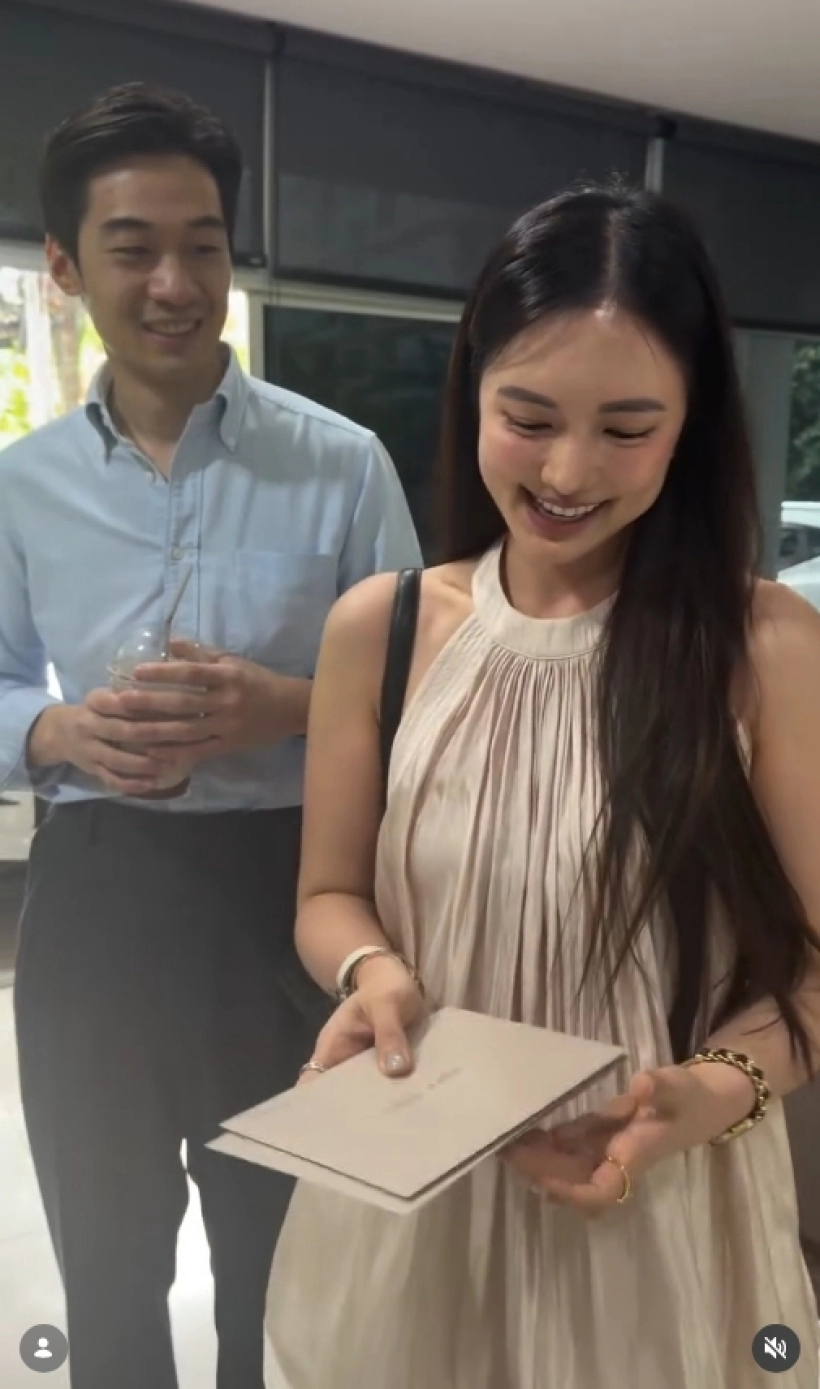 Ngọc nữ showbiz N. cưới thiếu gia ngh&igrave;n tỷ ng&agrave;nh ng&acirc;n h&agrave;ng trong th&aacute;ng 12, lộ hẳn clip c&ugrave;ng đ&agrave;ng trai đi ph&aacute;t thiệp mời- Ảnh 2.