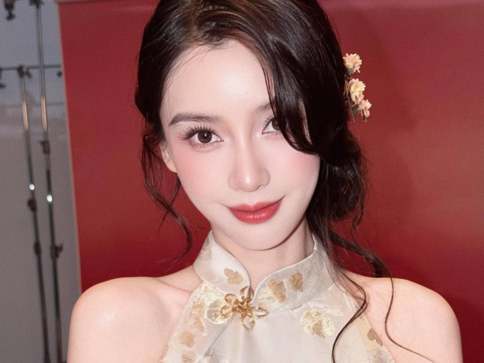 Angelababy "kh&ocirc;ng bớt đẹp" d&ugrave; chỉ một ng&agrave;y- Ảnh 4.