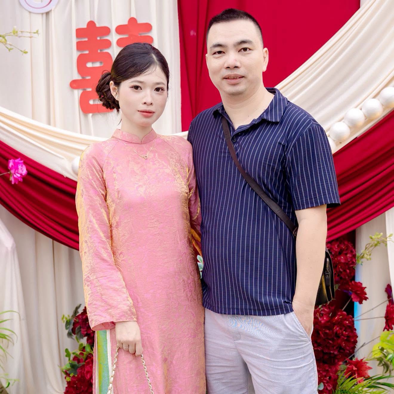 Người đ&agrave;n &ocirc;ng 40 tuổi ở Quảng Ninh chi 5 triệu/th&aacute;ng học m&uacute;a cổ trang biểu diễn cho vợ xem, kết quả bất ngờ- Ảnh 2.