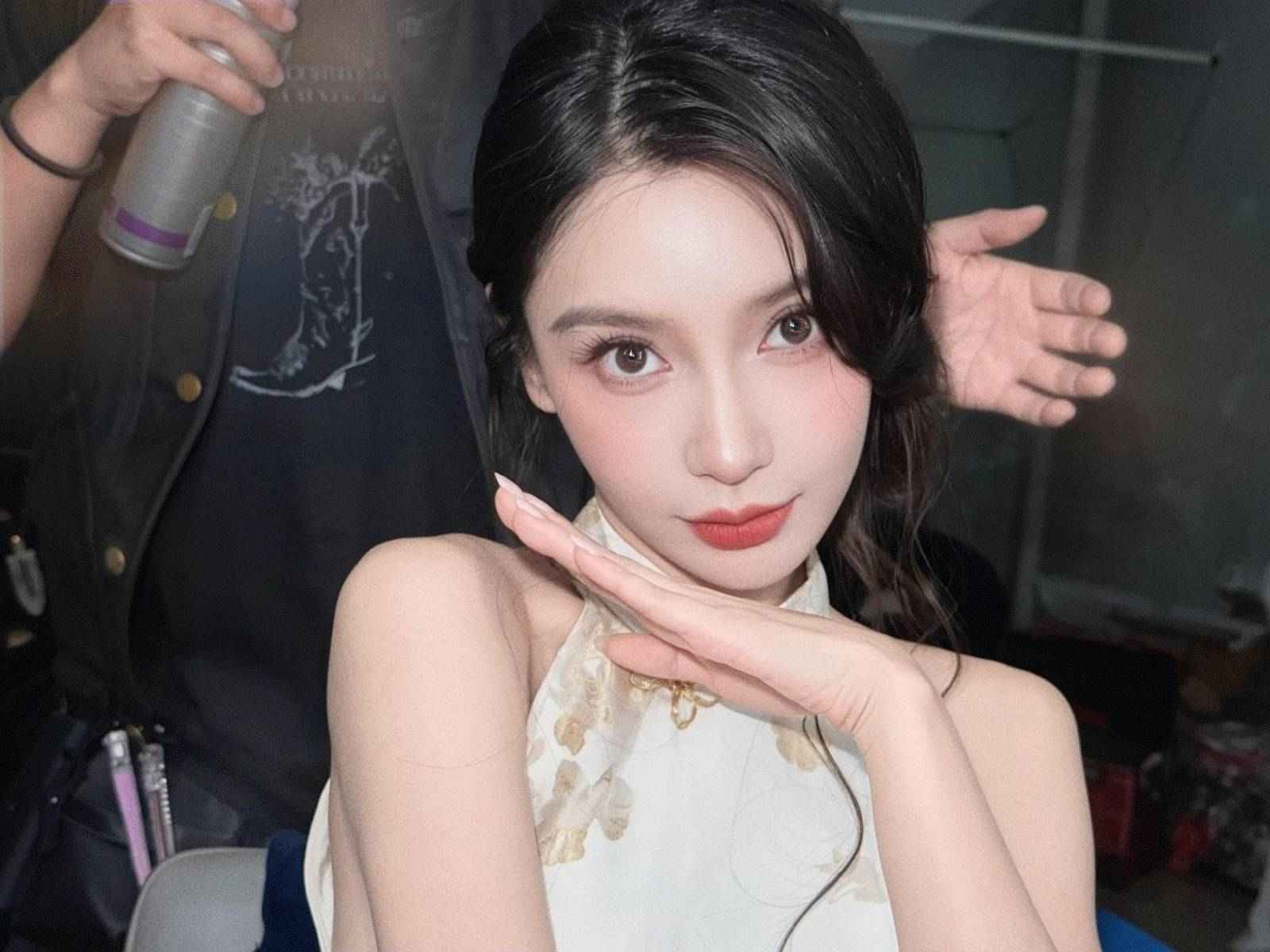 Angelababy "kh&ocirc;ng bớt đẹp" d&ugrave; chỉ một ng&agrave;y- Ảnh 5.