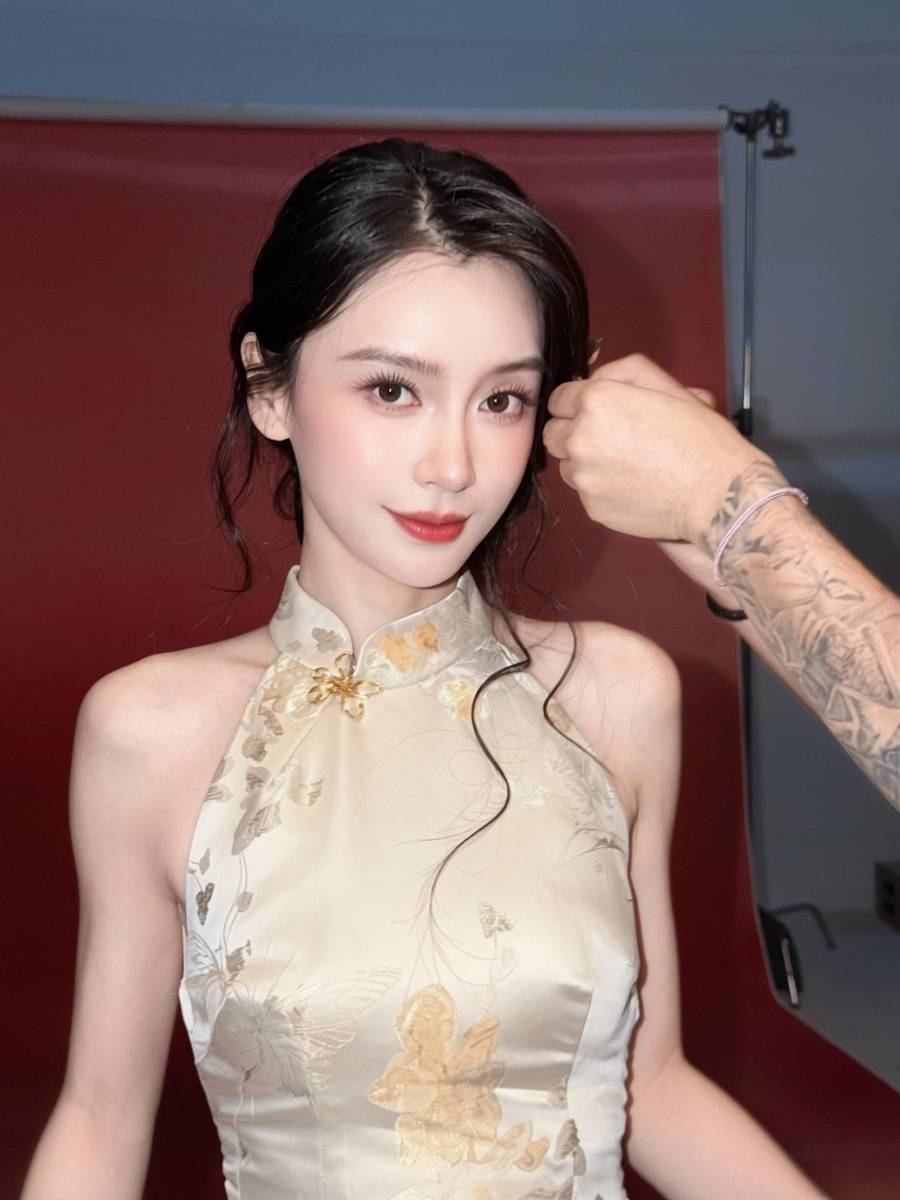 Angelababy "kh&ocirc;ng bớt đẹp" d&ugrave; chỉ một ng&agrave;y- Ảnh 1.