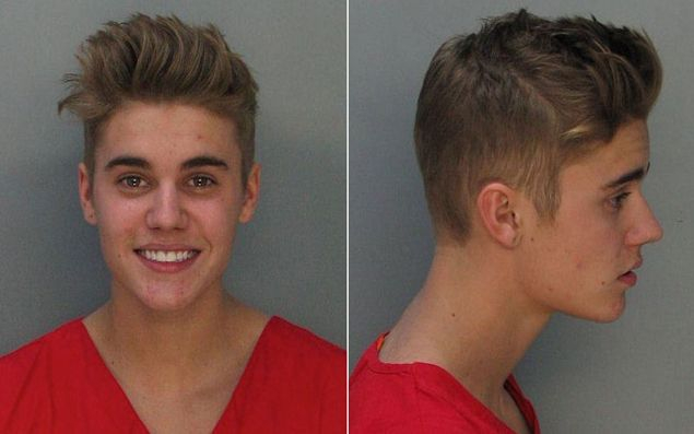 Hot lại ảnh Justin Bieber trong t&ugrave;: Đẹp trai ph&aacute;t sốc!- Ảnh 1.