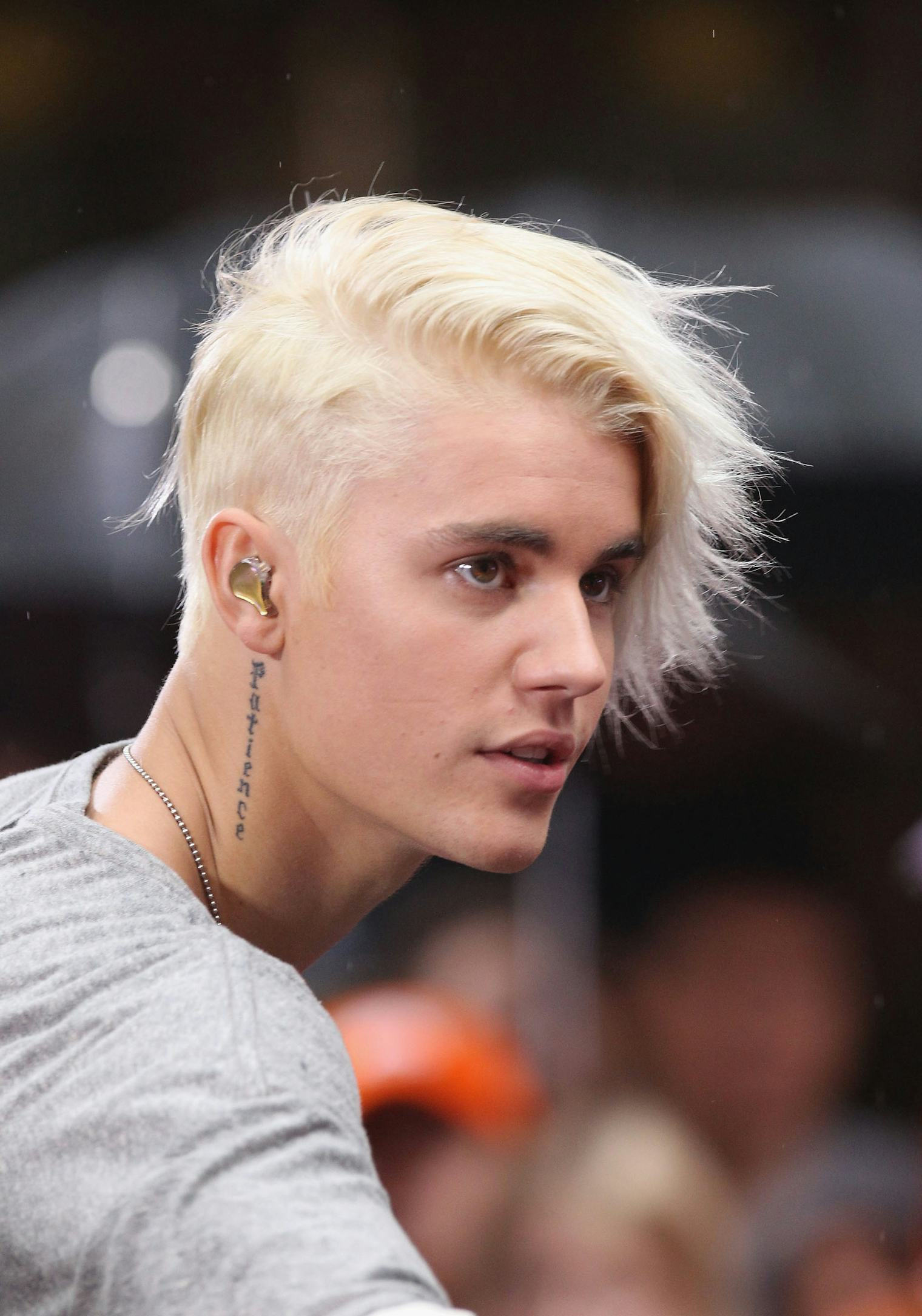 Hot lại ảnh Justin Bieber trong t&ugrave;: Đẹp trai ph&aacute;t sốc!- Ảnh 6.