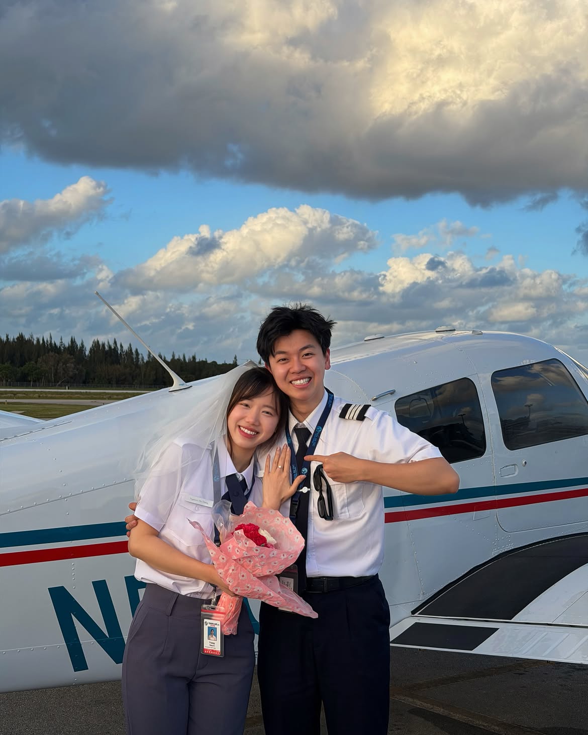 Phi c&ocirc;ng H&agrave; C&ograve;i v&agrave; Meichan: 2 năm y&ecirc;u đương &ldquo;giấu cả thi&ecirc;n hạ&rdquo; nhưng cứ sơ hở l&agrave; lộ ảnh - Ảnh 1.
