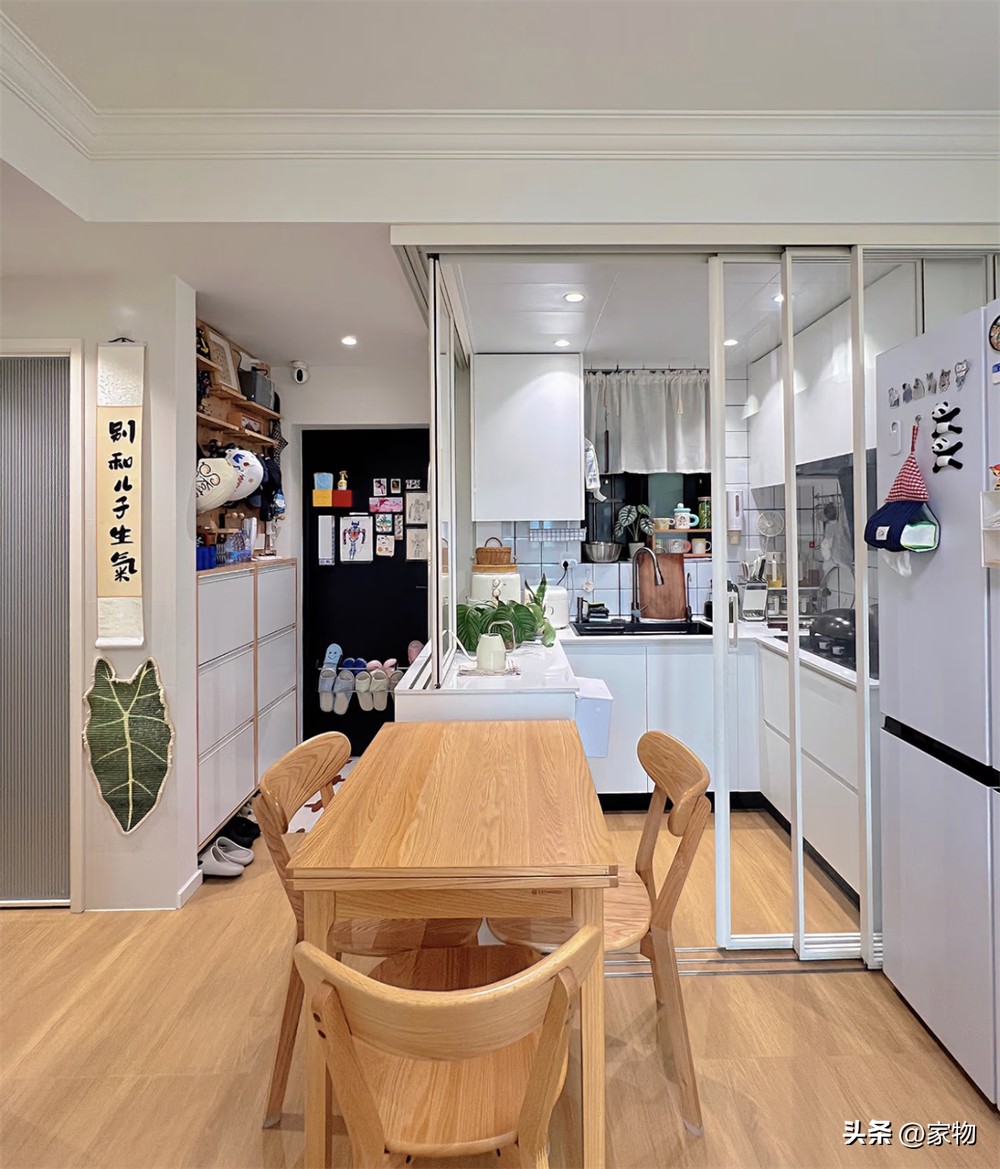Căn hộ cũ 37m² ở trung tâm thành phố: Chia đôi phòng khách làm thêm phòng ngủ, gia đình 3 người vẫn sống thoải mái- Ảnh 10.