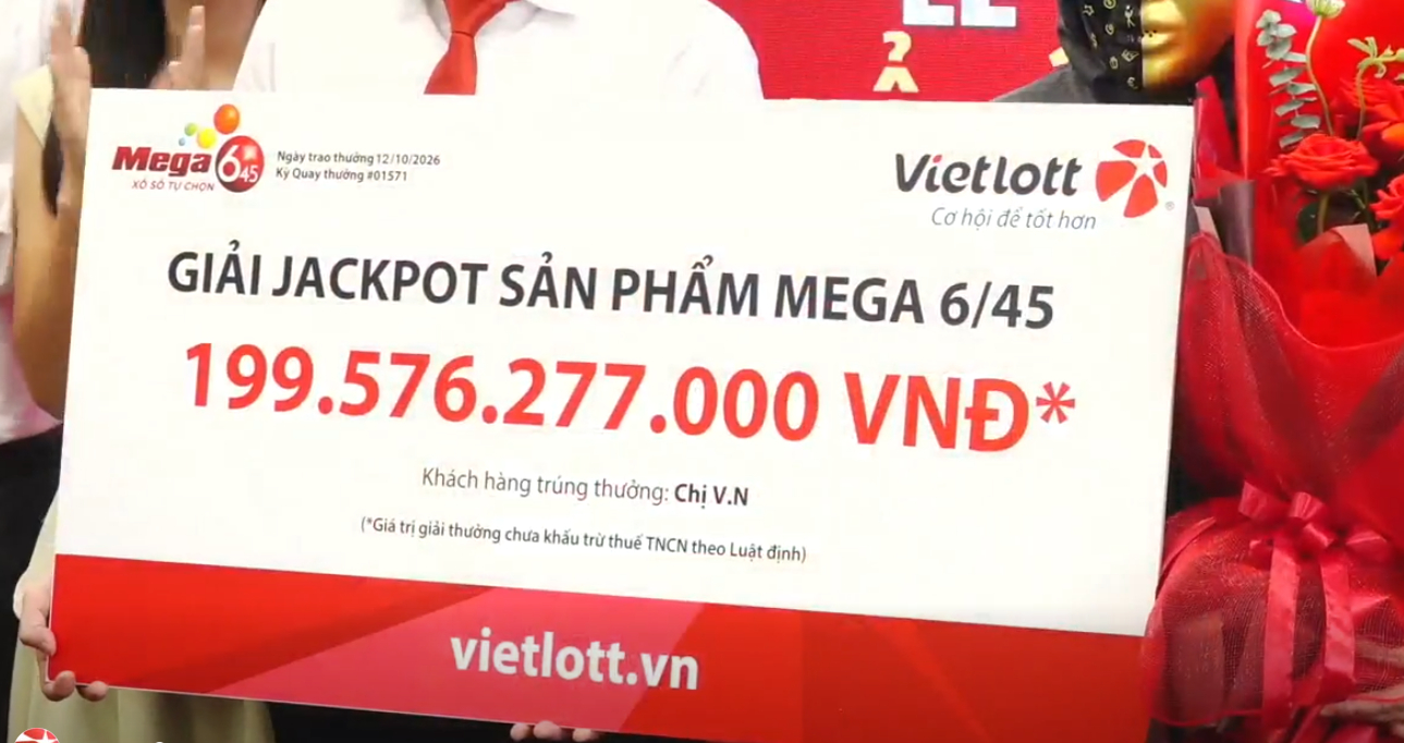 Mua v&eacute; số 20.000 đồng, người phụ nữ An Giang tr&uacute;ng gần 200 tỷ đồng, lập kỷ lục sau 10 năm- Ảnh 2.