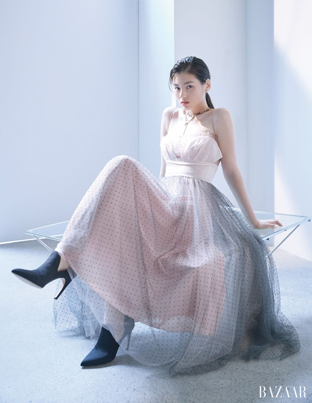 Mỹ nh&acirc;n Qu&acirc;n Vương Bất Diệt b&iacute; mật cưới chả ai biết, nhờ Kim Go Eun tiết lộ mới thấy h&ocirc;n lễ to&agrave;n sao- Ảnh 12.